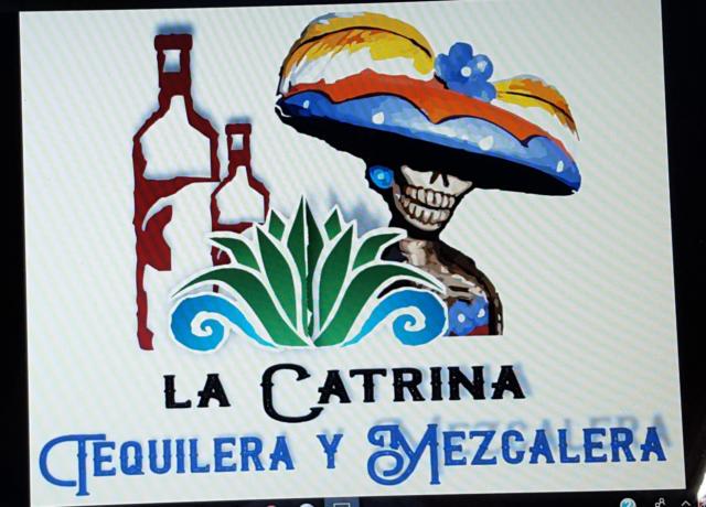 Tequilera y Mezcalera